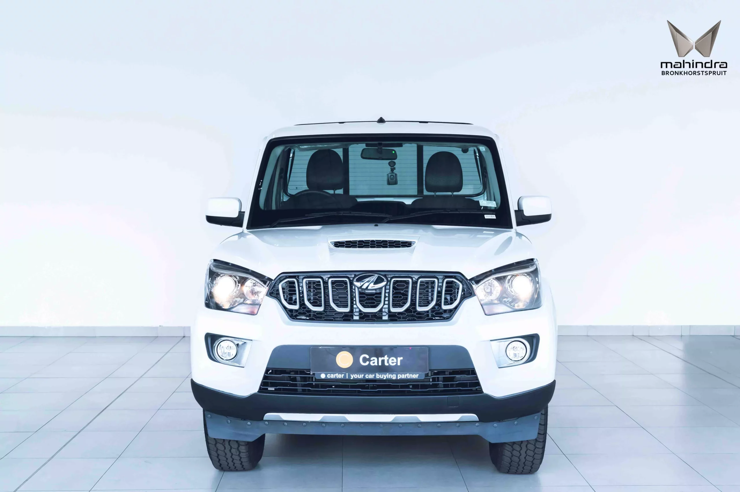 Vehicle Image for 2/3for Mahindra Pik Up 2.2CRDe S6 (manual | diesel)